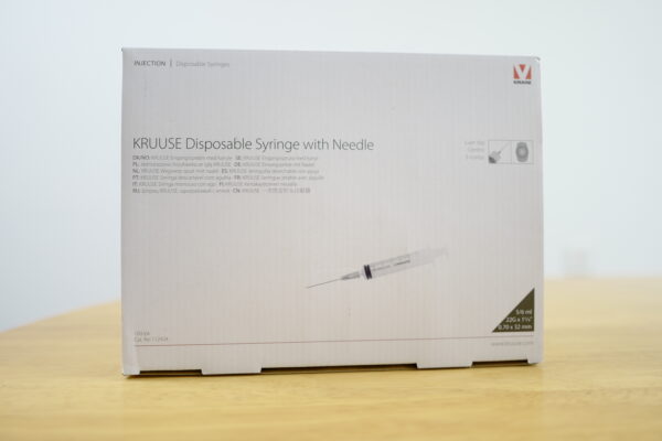 KRUUSE Disposable Syringe with needle 5/6ml