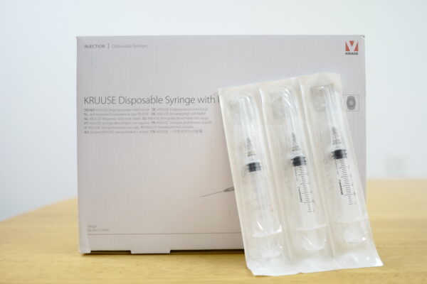 KRUUSE Disposable Syringe with needle 5/6ml - Image 3